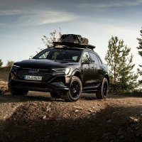 Audi Q8 e-tron edition Dakar