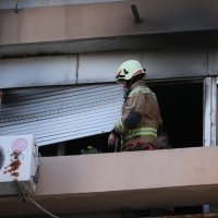 Požar u zgradi na Mertojaku