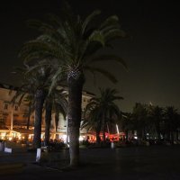 Javna rasvjeta na splitskoj Rivi tijekom akcije Sat za planetu Zemlju