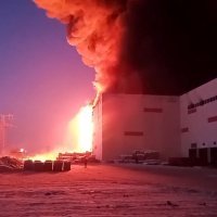 Požar u skladištu online trgovine Wildberries u Sankt Peterburgu