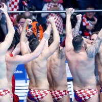 Slavlje hrvatskih vaterpolista nakon plasmana u finale Europskog prvenstva