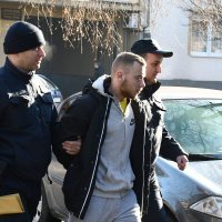 Privođenje osumnjičenog za premlaćivanje maloljetnika u Slavonskom Brodu