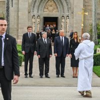 Donald, Melania, Barron Trump, Viktor Knavs