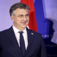 Zajedničko fotografiranje Borjane Krišto, Ursule von der Leyen, Marka Ruttea i Andreja Plenkovića