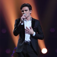 Pobjednik The Voicea Martin Kosovec u LB Tuxedo odijelu