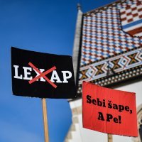 Prosvjed novinara u Zagrebu