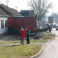 Kamion uletio u kuću u Mirkovcima