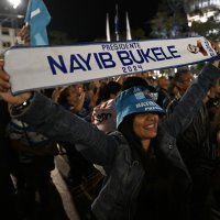 Bukele proslavlja izbornu pobjedu sa sljedbenicima