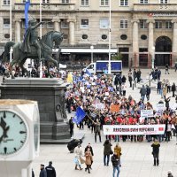 Prosvjednici krenuli na Markov trg