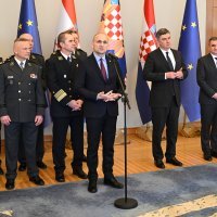 Milanović ispratio u mirovinu 20 brigadira