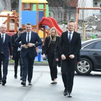 Petrinja: Fuchs i Szijjarto otvorili školu izgrađenu mađarskom donacijom