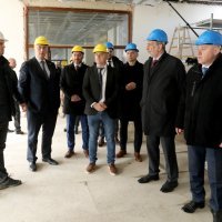 Plenković u obilasku zgrada u obnovi