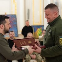 Volodimir Zelenski, Valerij Zalužni