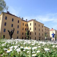 Vojarna na Črnomercu