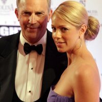 Kevin Costner i Christine Baumgartner