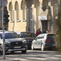 Istražitelji i policija u Ministarstvu kulture