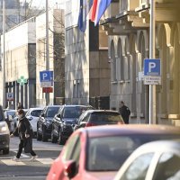 Istražitelji i policija u Ministarstvu kulture