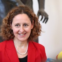 Nina Obuljen Koržinek