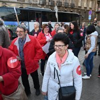 Okupljanje prosvjednika prije dolaska na Markov trg