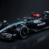 Mercedes-AMG F1 W15 E Performance