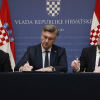 Potpisivanje ugovora o Maksimiru