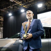 Renault Scenic E-Tech electric je europski 'Automobil godine 2024.'