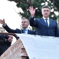 Plenković u Vinici sa Šuicom