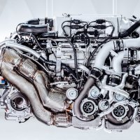 Bugatti V16 hibridni pogon