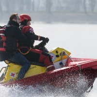 Tomašević se provozao vodenim skuterom i gliserom