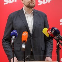 Peđa Grbin u središnjici SDP-a objavio reakciju na Plenkovićevu najavu raspuštanja Sabora