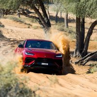 #SHEdrivesalambo i super SUV Lamborghini Urus S