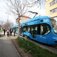 Mladić pao pod tramvaj u Zagrebu