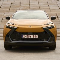 Toyota C-HR Plug-in Hybrid 220