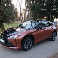 Lexus RZ 450e AWD 5D EVT Premium Tech Design