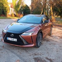 Lexus RZ 450e AWD 5D EVT Premium Tech Design