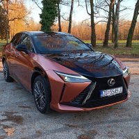 Lexus RZ 450e AWD 5D EVT Premium Tech Design