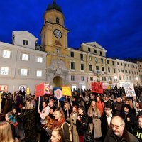 Noćni marš povodom Dana žena u Rijeci