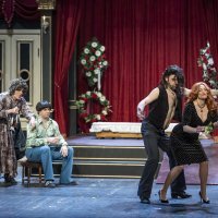 Osijek: Premijera predstave Maratonci trče počasni krug