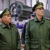 Ruski ministar obrane Sergej Šojgu u posjeti tvornici naoružanja