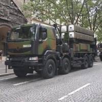 SAMP-T u središtu Pariza prilikom vojne parade