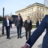 Zoran Milanović na presici SDP-a najavio da ide na parlamentarne izbore