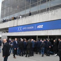 Tko je sve bio na HDZ-ovom skupu?