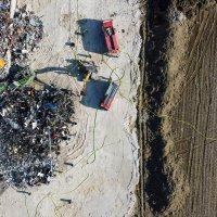 Fotografije iz zraka požara na odlagalištu otpada kod Dugog Sela