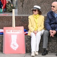 Prosvjedni skup - Dosta je!