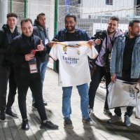 Obožavatelji dočekali Luku Modrića prije treninga u Kairu