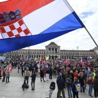 Prosvjed 'Dosta je' u Zagrebu