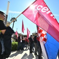 Prosvjed 'Dosta je' u Splitu