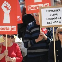 Prosvjed 'Dosta je' u Splitu