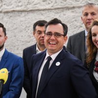 Fokus i Republika predali liste za parlamentarne izbore