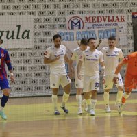 Torcida - Futsal Dinamo 3:2 (2:2) druga utakmica četvrtfinala